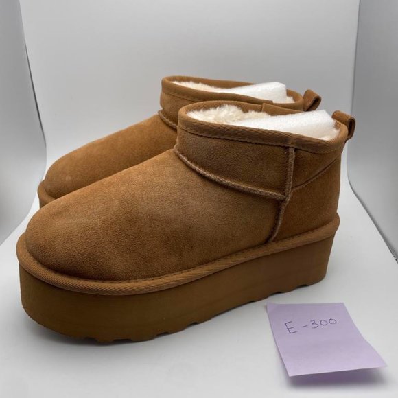 CUSHIONAIRE Women's COZY Genuine Suede pull on platform boot CHESTNUT 6 - Picture 2 of 6